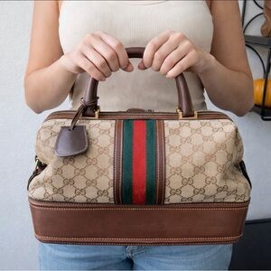 (2) GUCCI 70s doctor